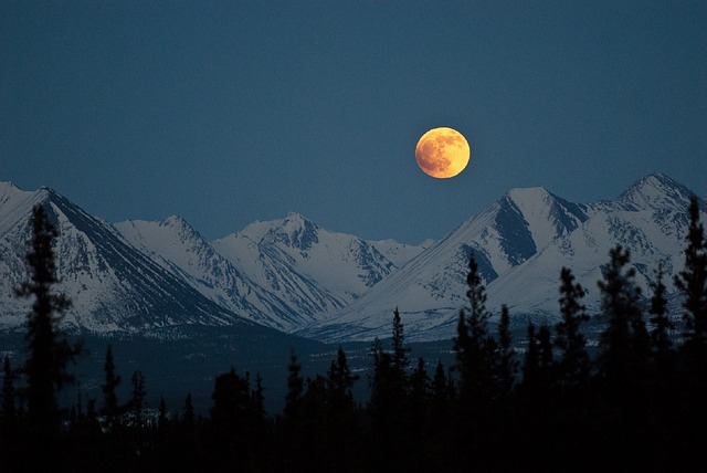 mountains-949425_640